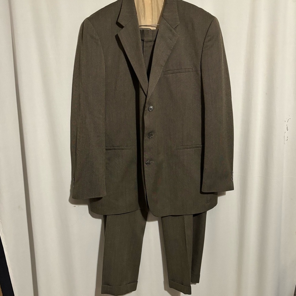 J. Ferrer Men’s Brown Custom Suit Set Blazer size 46 L and Trousers size 40x32